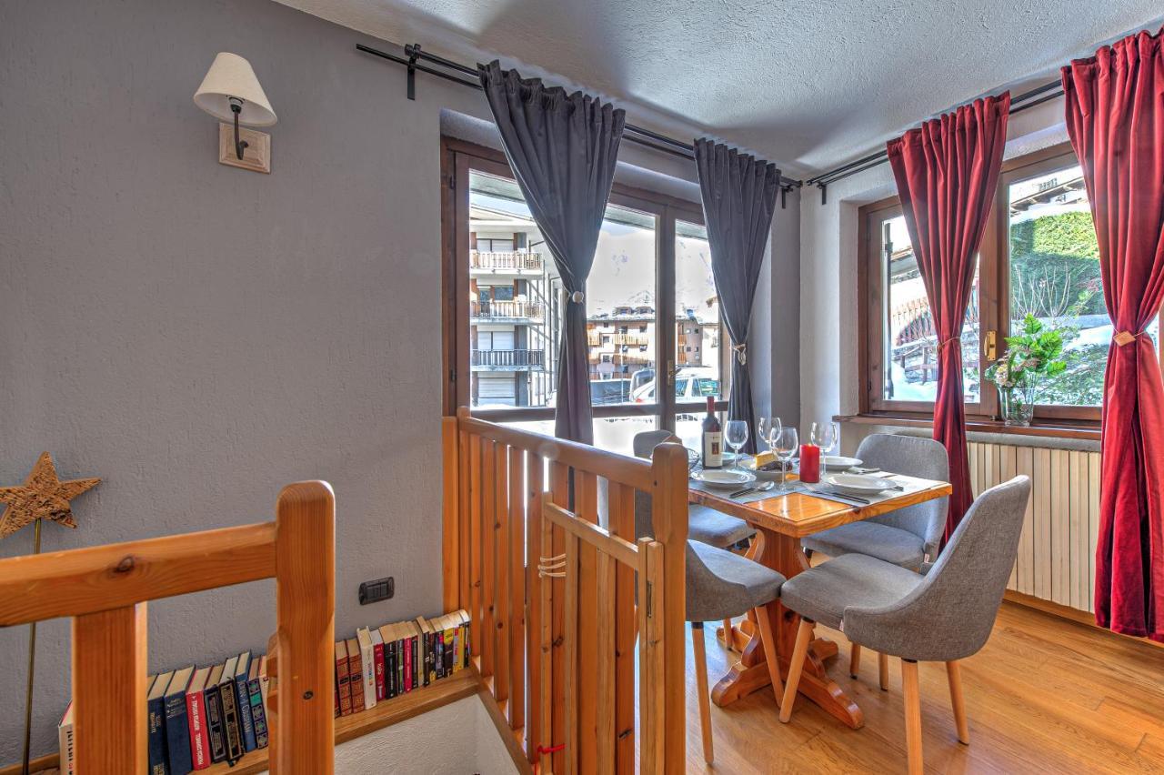 شقة Casa Julie - Accogliente Rifugio Nella Quiete - Cour 0157 كورمايور المظهر الخارجي الصورة