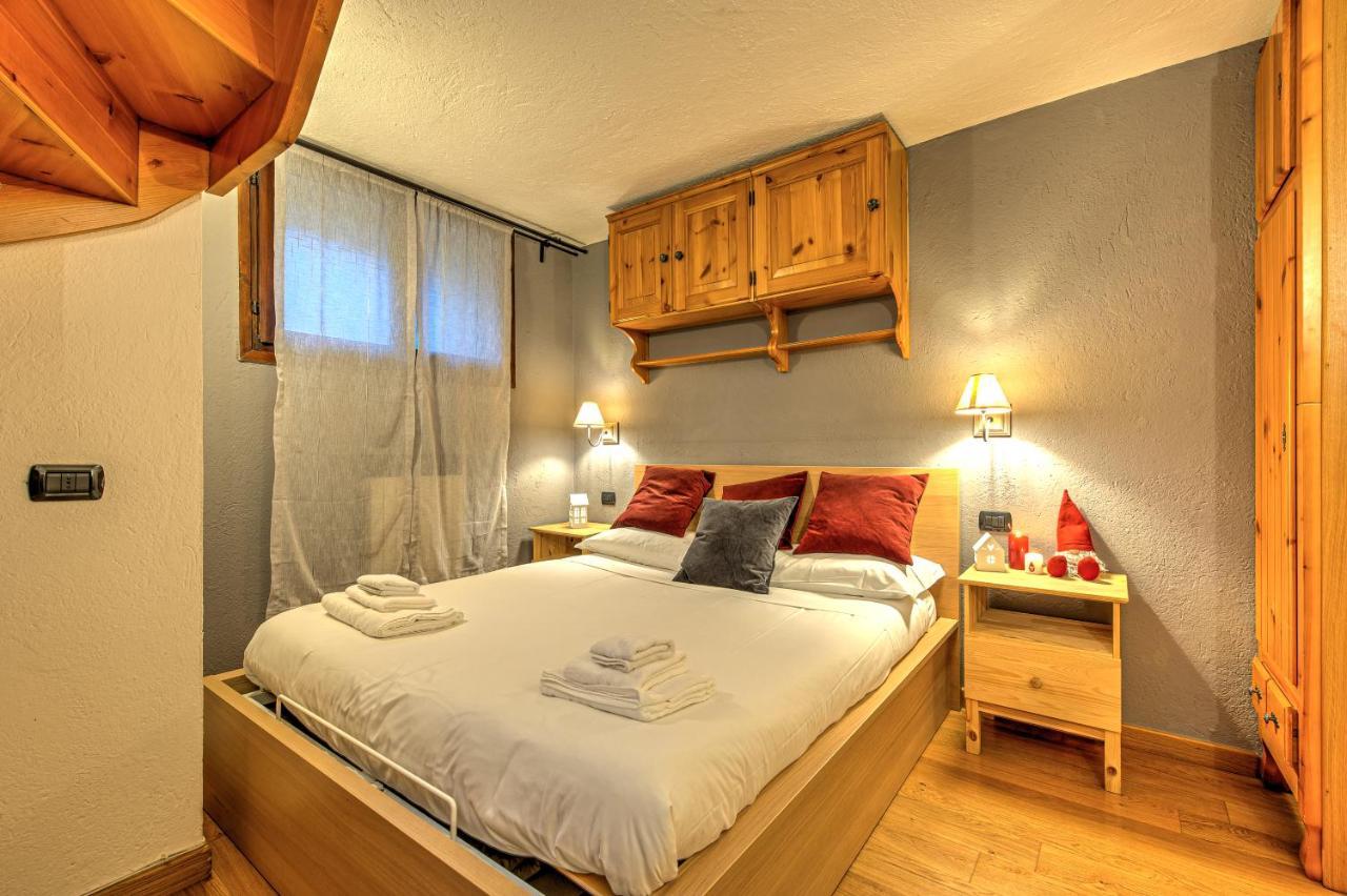 شقة Casa Julie - Accogliente Rifugio Nella Quiete - Cour 0157 كورمايور المظهر الخارجي الصورة