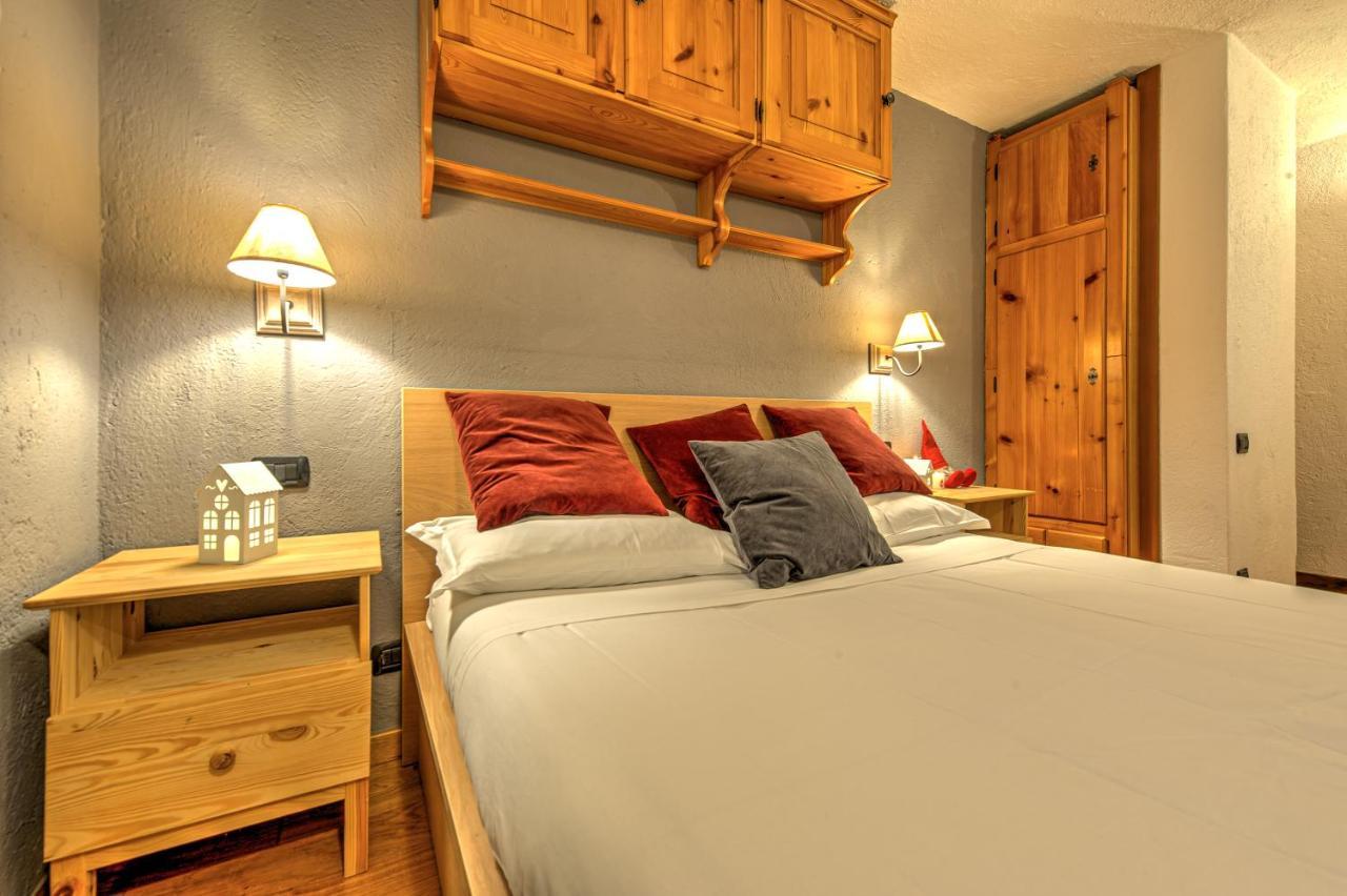 شقة Casa Julie - Accogliente Rifugio Nella Quiete - Cour 0157 كورمايور المظهر الخارجي الصورة